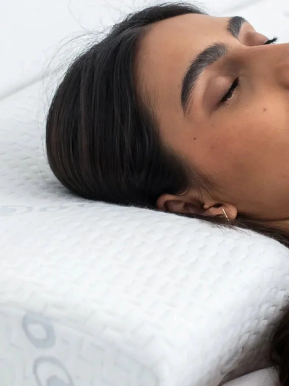 Dosaze Contoured Pillow - New In Box (2 Available)